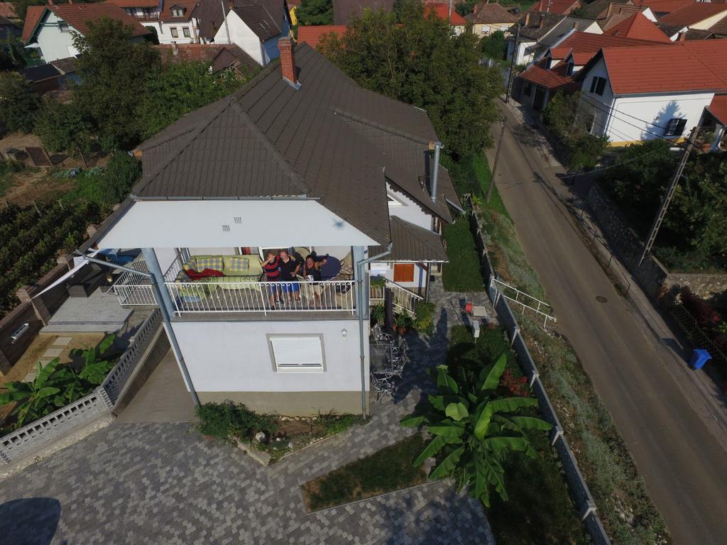 Szabó Vendégház Villány Esterno foto